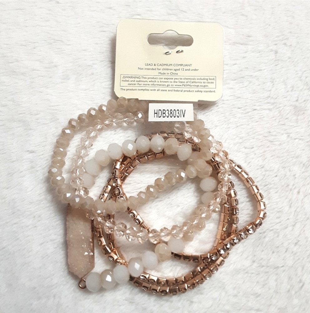 Assorted Bracelet Set - Picture 4 of 6